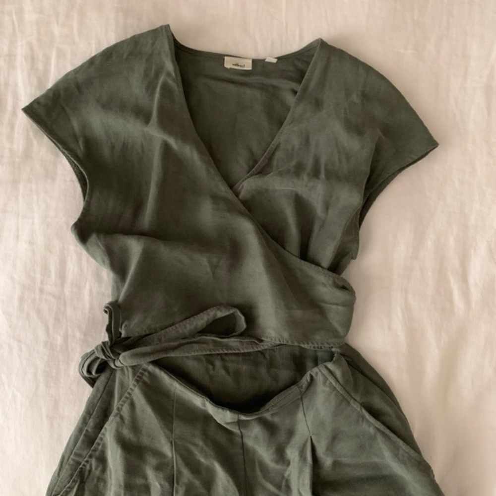 *SOLD* Aritzia Wilfred BRAX Jumpsuit Size 2